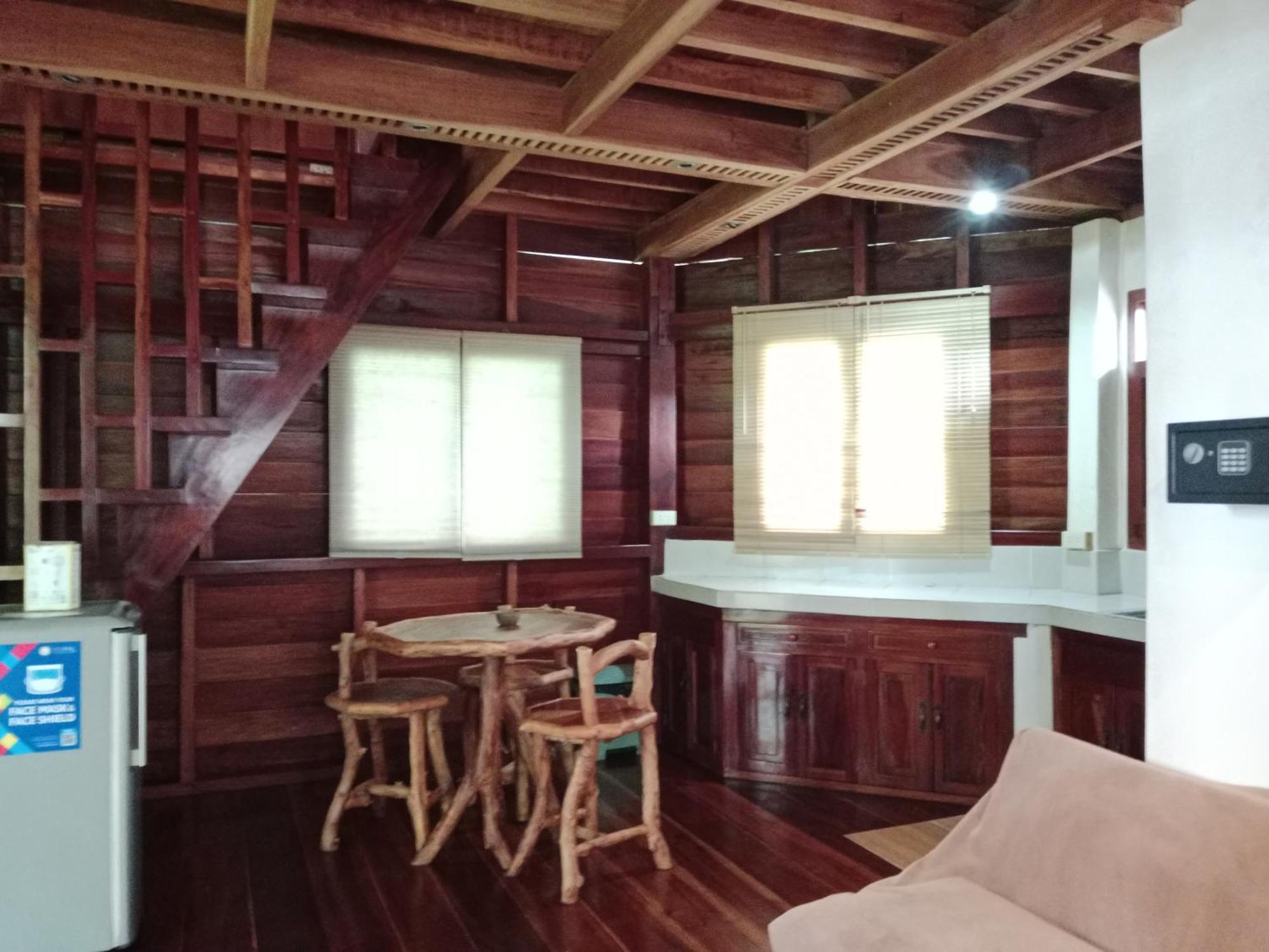 Pahiluna Guesthouse Панглао Екстер'єр фото